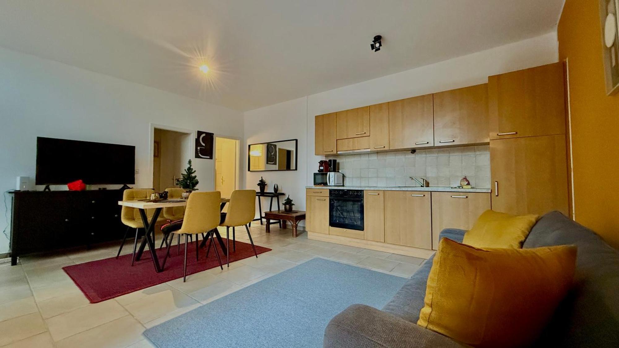 Au Bord Du Apartment